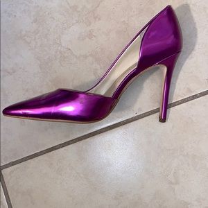 Jessica Simpson psychedelic fuchsia pink shoe